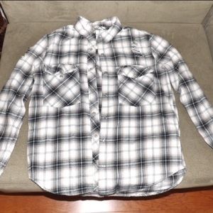 FOREVER 21 NWOT: Distressed (ripped) flannel.